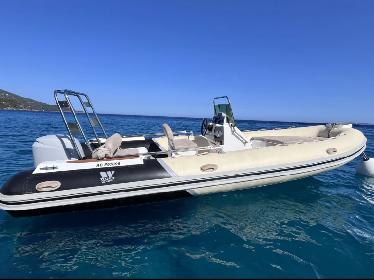Wynajmij Tiger 620 pro Line  w Le Lavandou