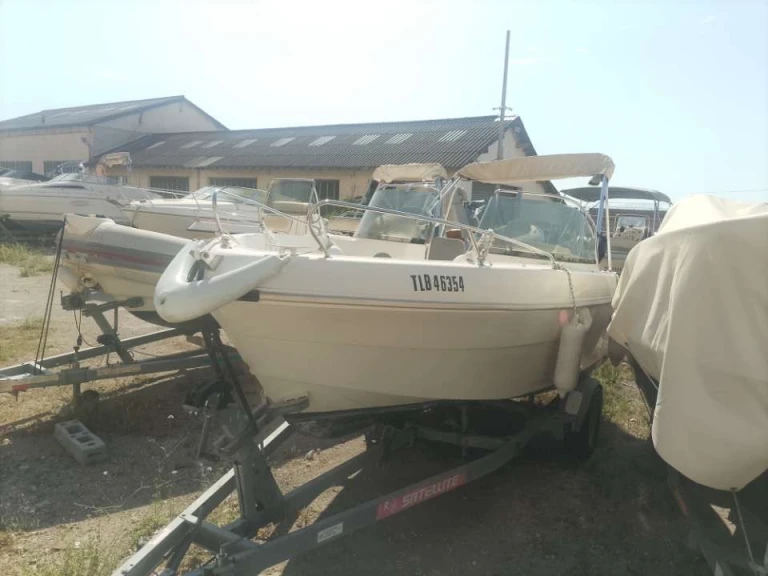 Wynajmij Motorówka z lub bez skippera Quicksilver w L'Estaque