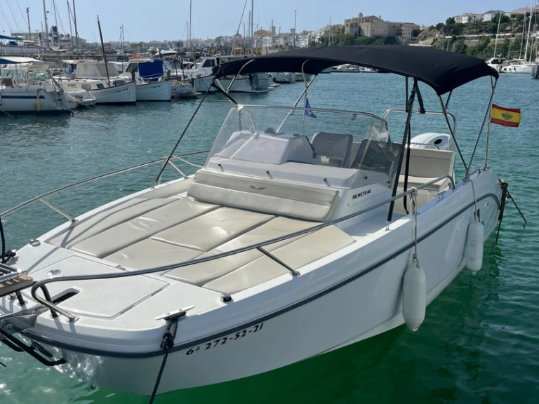Wynajem w Marina deportiva de Menorca- Bénéteau Flyer 7 SUNdeck na SamBoat