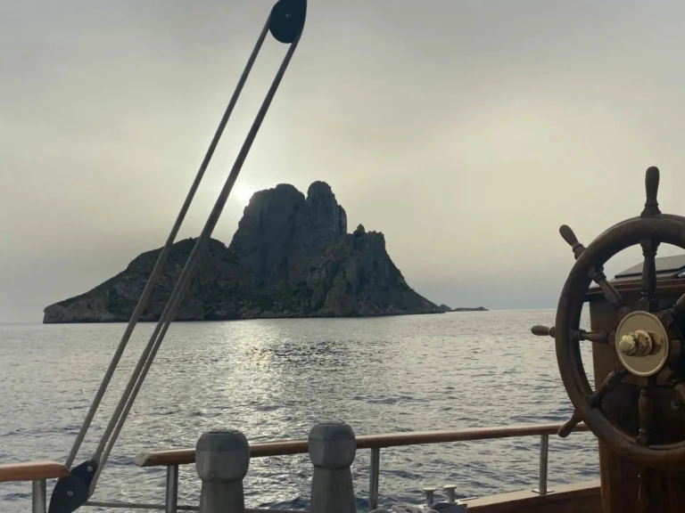 Wynajem łodzi Ibiza Town tanio GOLETTA 
