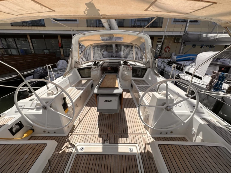 Wynajem łodzi Empuriabrava tanio Oceanis 41.1