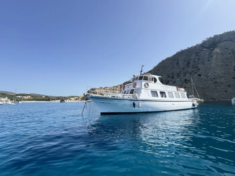 Wynajmij Motorówka z lub bez skippera Artesanal w Ibiza Town