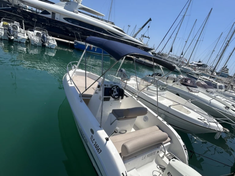 Aquamar Aquamar 17 między profesjonalistami a osobami prywatnymi w Antibes