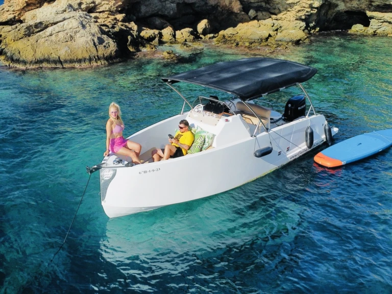 Wynajem Motorówka X-Yachts z patentem 