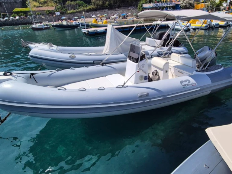 Wynajmij op marine 19 w Sorrento