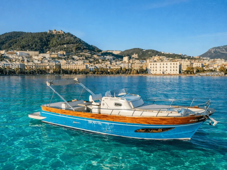 Wynajem łodzi Fratelli di Micco Gozzo Campano Sport Cruiser w Salerno na SamBoat 