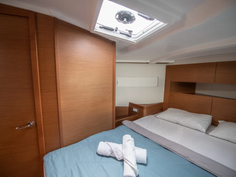 Wynajem Żaglowiec w Nydri - Jeanneau Sun Odyssey 410
