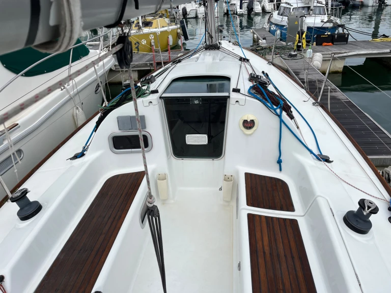 Wynajem łodzi Les Sables-d'Olonne tanio First 27.7