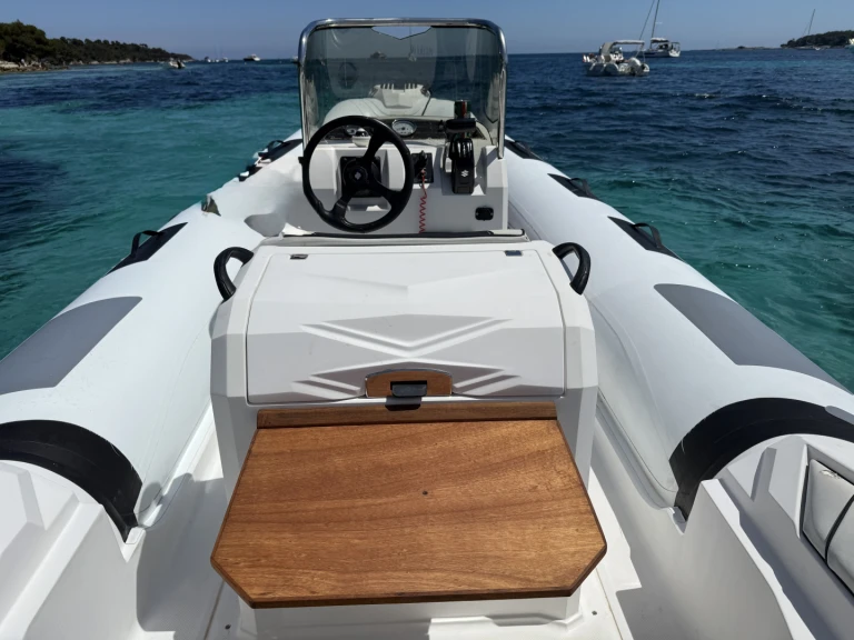 Wynajem łodzi Ranieri Cayman 21 Sport w Mandelieu-la-Napoule na SamBoat 