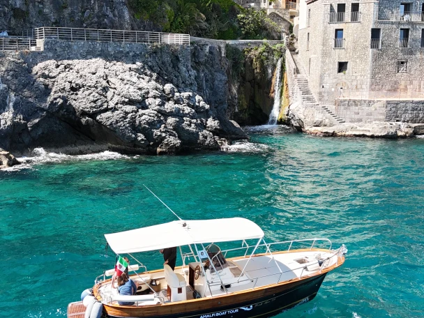 Wynajem łodzi Fratelli Aprea Sorrento 7,50 open cruise w Amalfi na SamBoat 