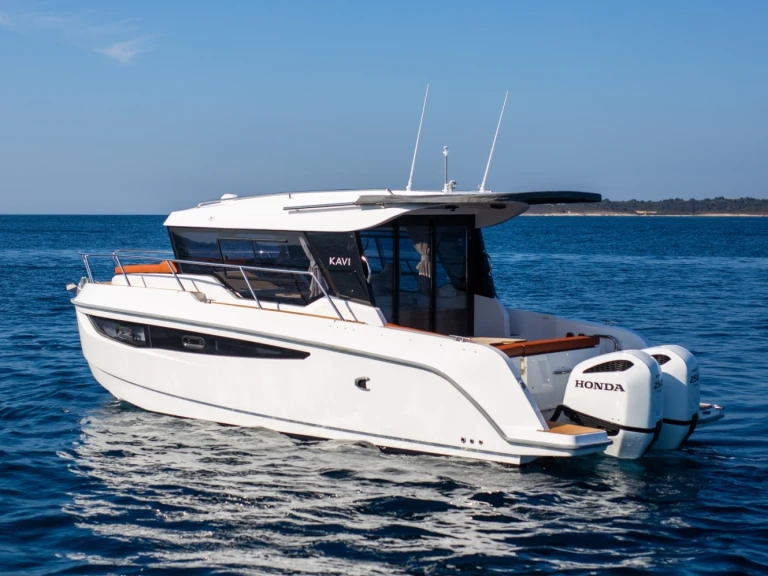 Wynajmij Advanced Yachts Kavi 9 w Split