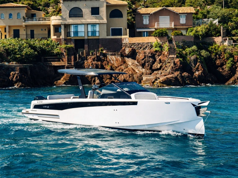 Wynajmij Motorówka z lub bez skippera Virtue Yacht w Portisco