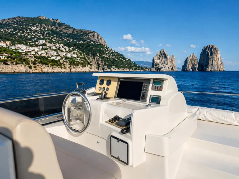 Wynajmij Luksusowy jacht z lub bez skippera Ferretti w Castellammare di Stabia