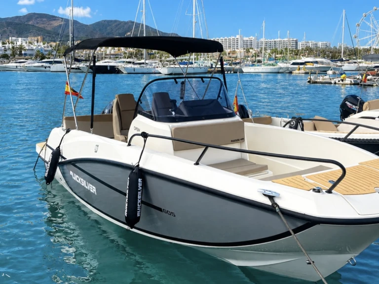 Wynajem łodzi Benalmadena tanio Activ 605 Open