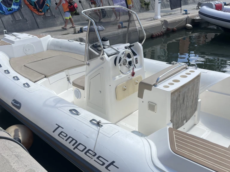 Wynajem łodzi Argelès-sur-Mer tanio Tempest 700