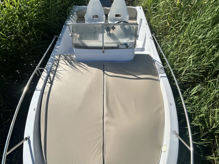 Wynajem łodzi Lacanau tanio 550 BP