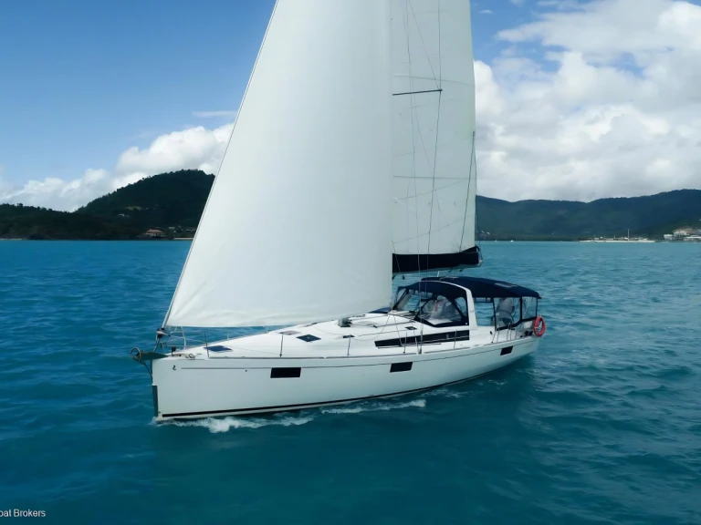 Wynajem łodzi Puerto Banús tanio Oceanis 48