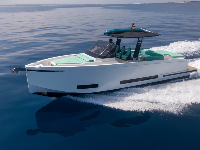 Wynajmij De Antono Yachts  D36 Open w Ibiza Town