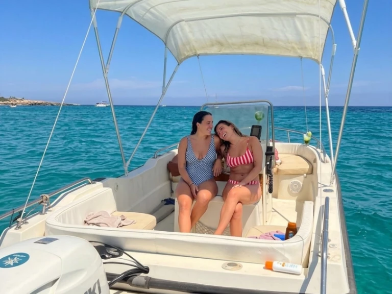 Wynajem łodzi Medi 520 w Monopoli na SamBoat 