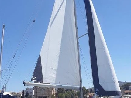 Wynajem łodzi Jeanneau Sun Odyssey 43 w Níkiti na SamBoat 