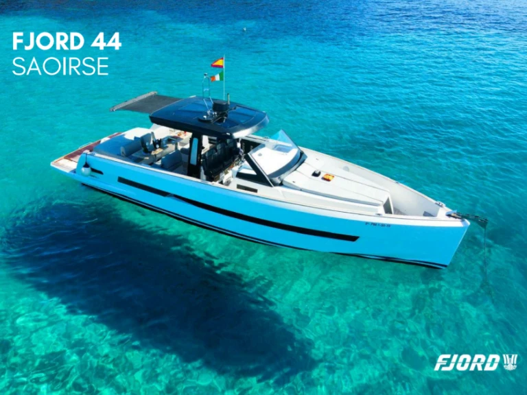 Wynajem łodzi Fjord Fjord 44 Open w Santa Eularia des Riu na SamBoat 