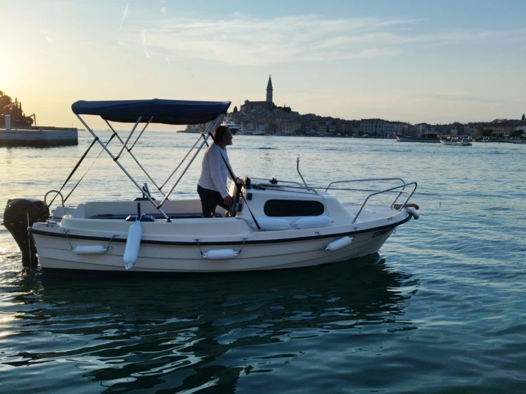 Sportmare MSport 500 między profesjonalistami a osobami prywatnymi w Rovinj