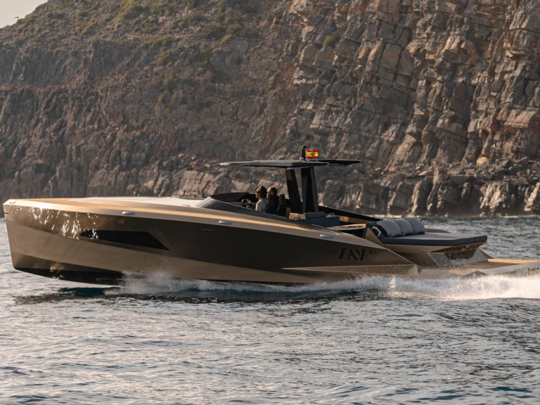 Wynajmij Motorówka z lub bez skippera Say Carbon Yachts w Ibiza Town