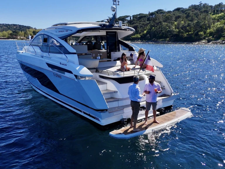 Wynajmij Fairline Targa 45 Gran Turismo w Cogolin