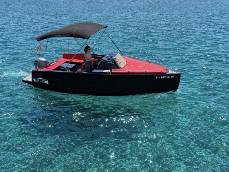Wynajem Motorówka w Alicante - Nuva Yatchs M6 Cabin