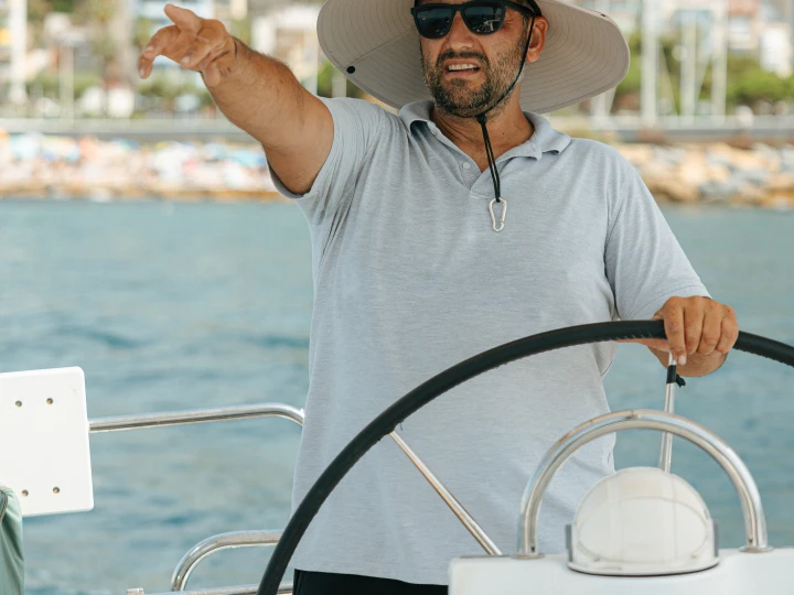 Wynajem łodzi Blanes tanio Oceanis 423 Clipper
