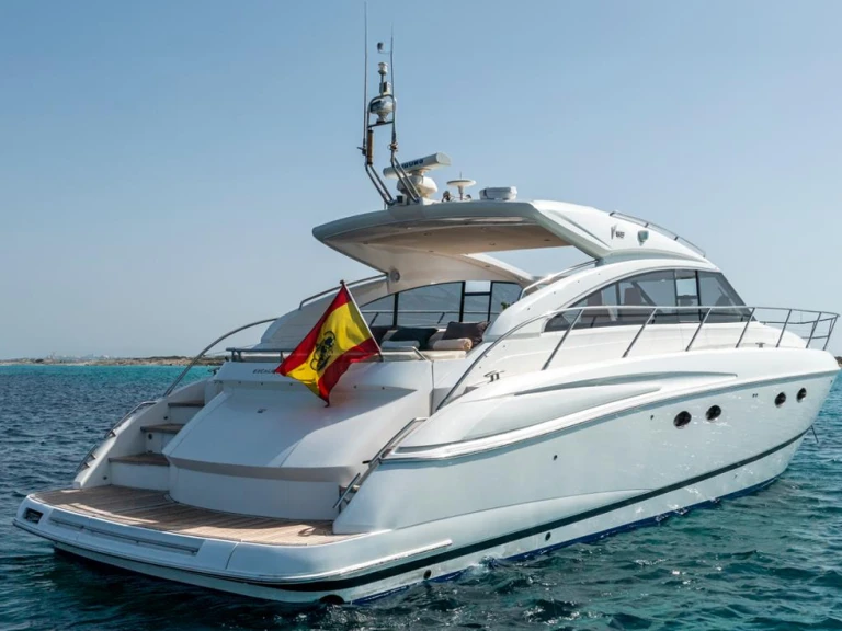 Wynajem Motorówka w Ibiza Town - Princess Princess V53