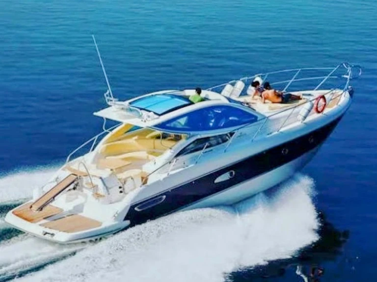 Wynajmij Cranchi Mediterranee 43 w Herceg Novi