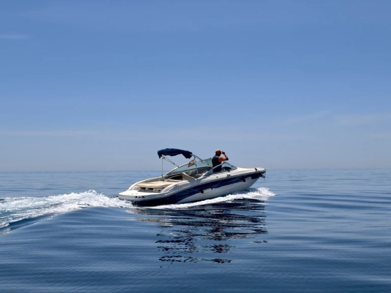 Wynajem łodzi Marbella tanio Sea Ray 200 Select