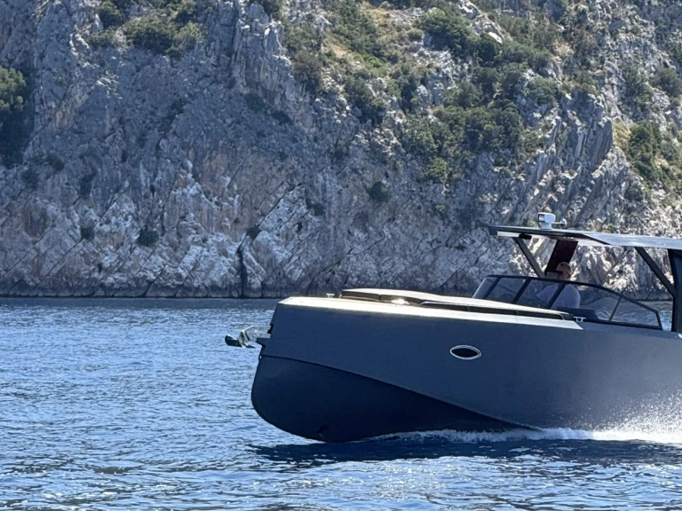 Wynajem Motorówka w Split - Phantom yachts Phantom 10.0 TT