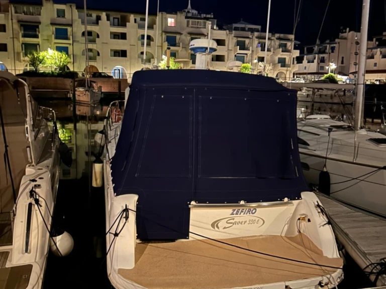 Wynajmij Saver Saver 330 Sport w Fano