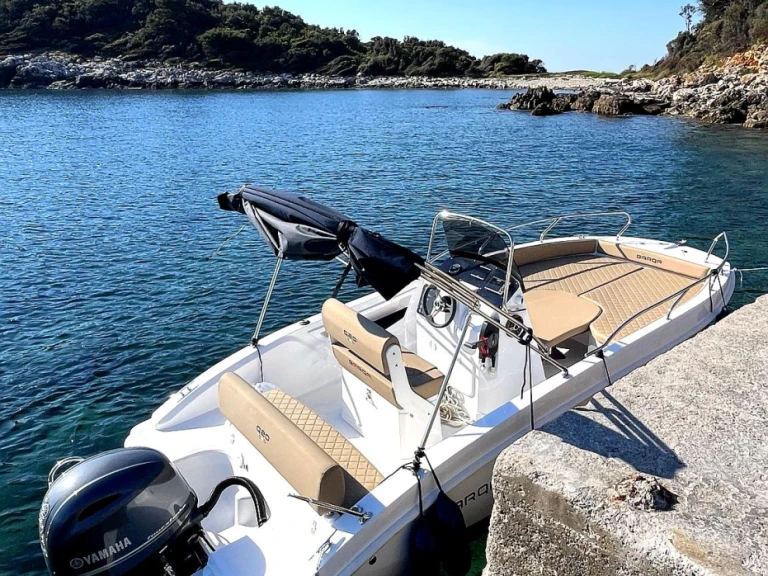 Wynajmij Barqa Barqa Q20 w Rovinj