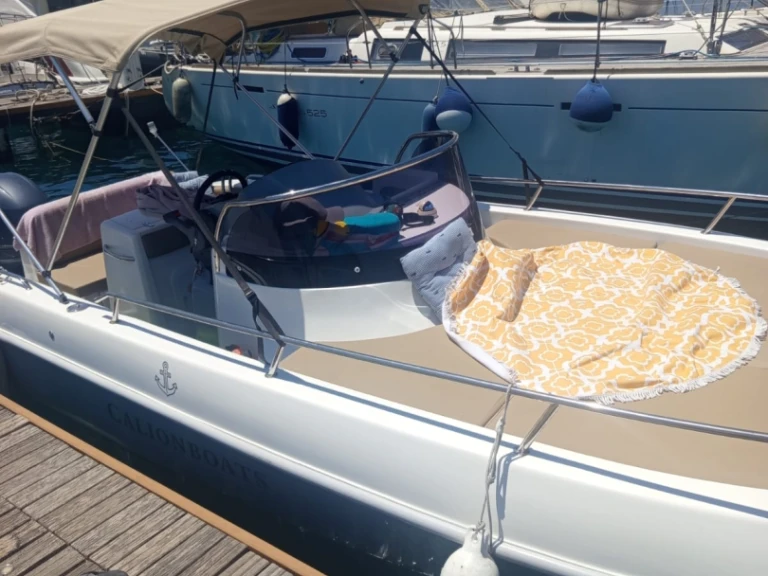 Wynajem łodzi Calion 23 WA  w Msida Yacht Marina na SamBoat 