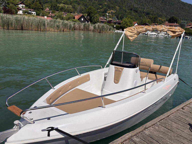 Wynajmij Aquabat Sport Line 17 w Annecy