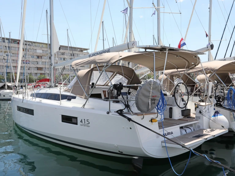 Wynajem w Pula- Jeanneau Sun Odyssey 415 na SamBoat