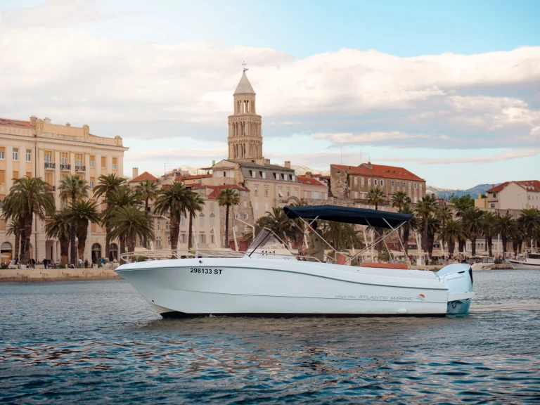 Wynajmij Atlantic open 750 w Split Port