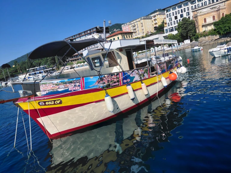 Motorówka do wynajmu w Opatija w najlepszej cenie