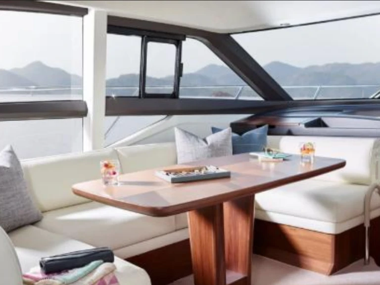 Wynajem w Juan-les-Pins- Princess Princess 49 Fly na SamBoat