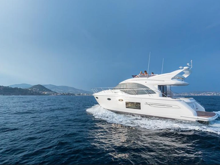 Wynajmij Princess Princess 49 Fly w Juan-les-Pins