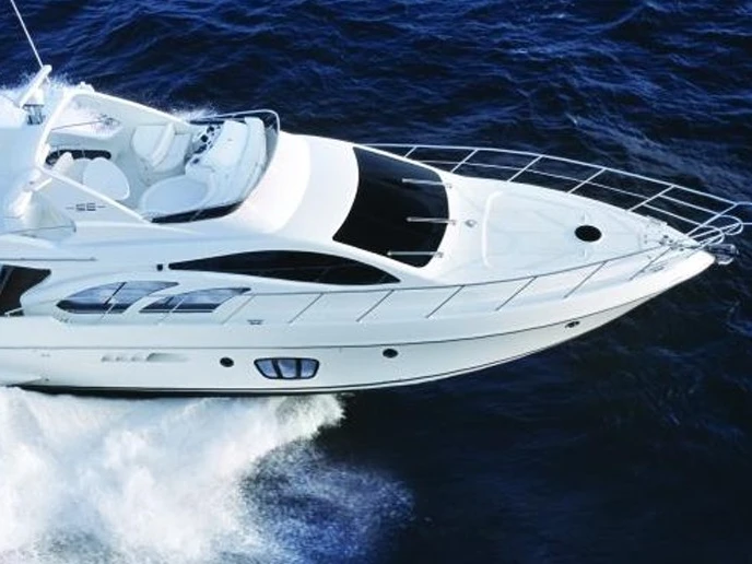 Wynajmij Azimut Azimut 55 Fly w Juan-les-Pins