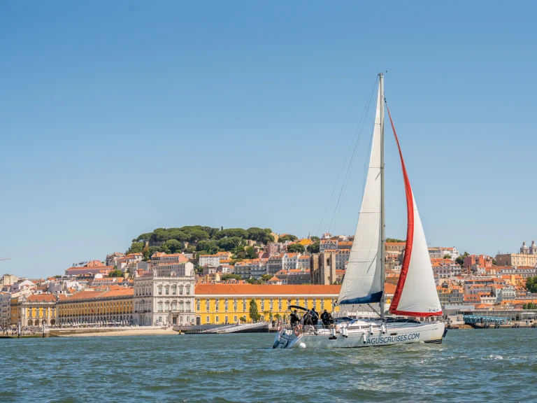 Wynajem w Lizbona- Jeanneau Sun Odyssey 42.1 na SamBoat