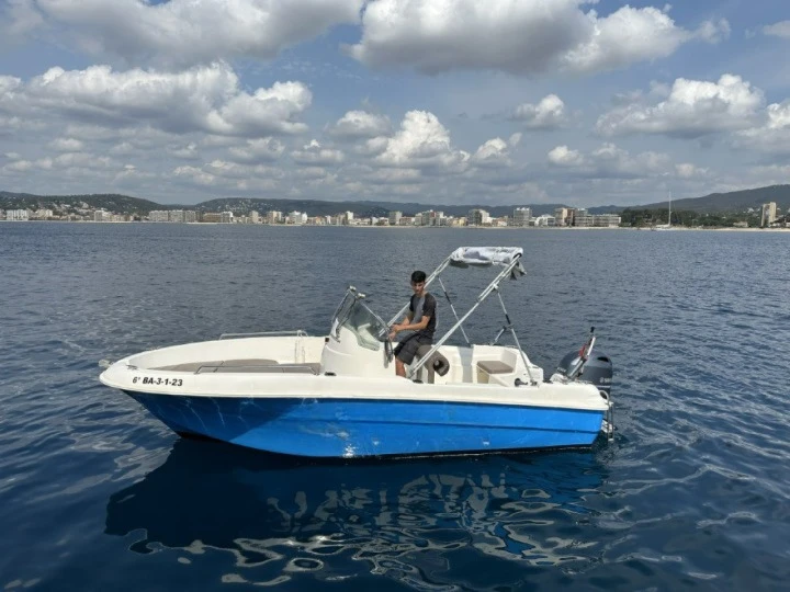 Wynajmij Motorówka z lub bez skippera Jeanneau w Palamos