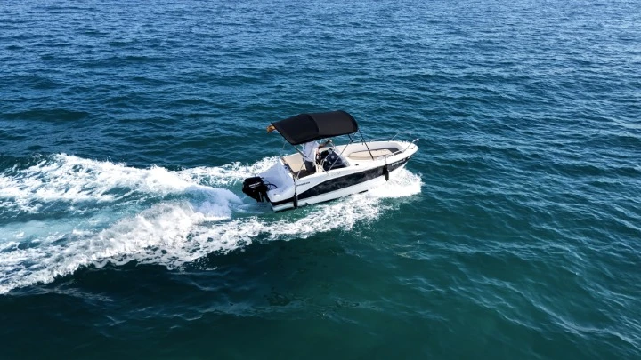 Wynajmij Quicksilver Activ 455 Open w Sitges