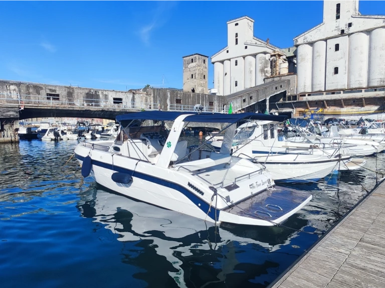 Wynajmij Motorówka z lub bez skippera Mano Marine w Castellammare di Stabia