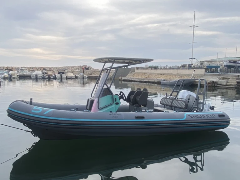 Wynajem w Six-Fours-les-Plages- Highfield Highfield Sport 600 JO 2024 na SamBoat