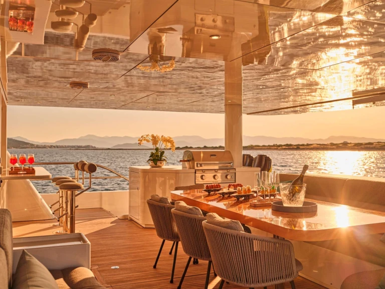 Wynajmij  Pachoud 80 w Piraeus